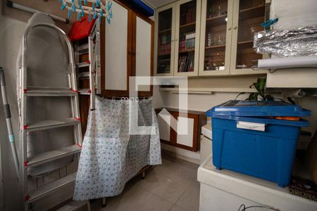 Apartamento à venda com 72m², 3 quartos e 1 vagaÁrea de Serviço