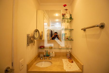 Apartamento à venda com 72m², 3 quartos e 1 vagaBanheiro da Suíte