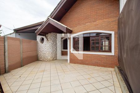 Garagem de casa para alugar com 3 quartos, 250m² em Jardim Guarujá, Sorocaba