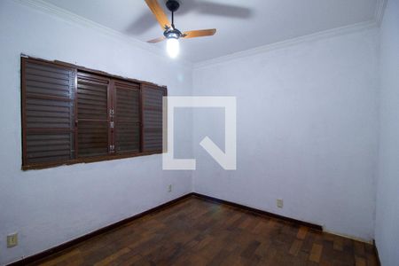 Casa para alugar com 250m², 3 quartos e 1 vaga Casa para alugar com 250m², 3 quartos e 1 vagaQuarto 2