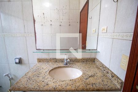 Casa para alugar com 250m², 3 quartos e 1 vaga Casa para alugar com 250m², 3 quartos e 1 vagaBanheiro da Suíte
