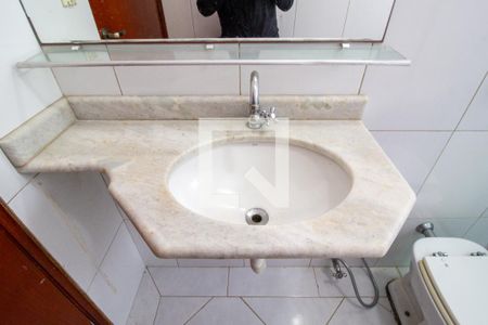 Casa para alugar com 250m², 3 quartos e 1 vaga Casa para alugar com 250m², 3 quartos e 1 vagaBanheiro