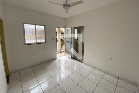 Sala de casa para alugar com 1 quarto, 40m² em Vila São Sebastião, Duque de Caxias