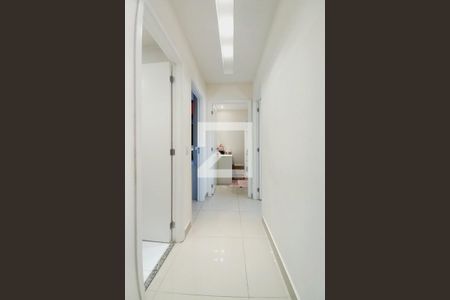 Corredor  de apartamento à venda com 3 quartos, 72m² em Parque Itália, Campinas