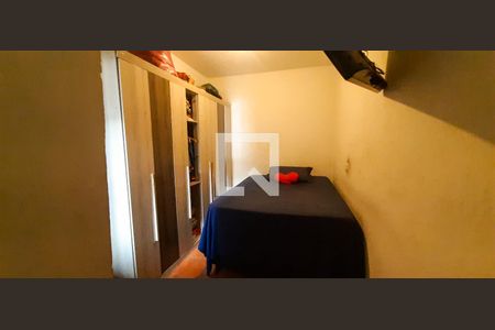 Casa 1 - Quarto 1 de casa à venda com 7 quartos, 163m² em Conceicao, Osasco