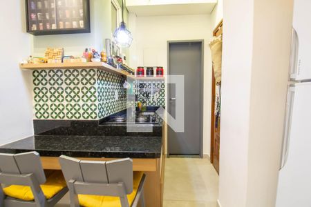 Sala/Cozinha de kitnet/studio à venda com 1 quarto, 30m² em Botafogo, Rio de Janeiro