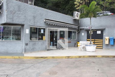 Apartamento para alugar com 99m², 3 quartos e 1 vagaÁrea comum Padaria