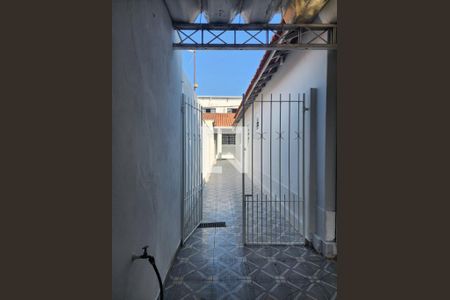 Casa para alugar com 60m², 1 quarto e sem vagaEntrada