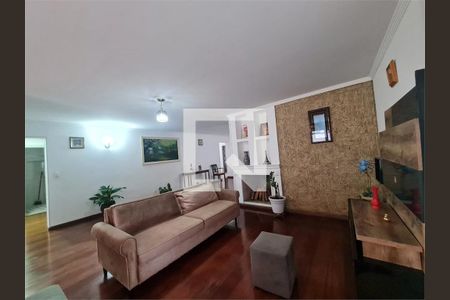 Casa à venda com 4 quartos, 267m² em Interlagos, São Paulo