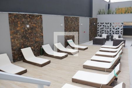 Apartamento à venda com 30m², 1 quarto e sem vagaÁrea comum - Piscina