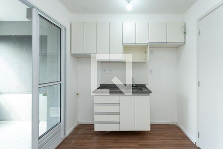 Sala/cozinha de apartamento para alugar com 1 quarto, 30m² em Água Branca, São Paulo