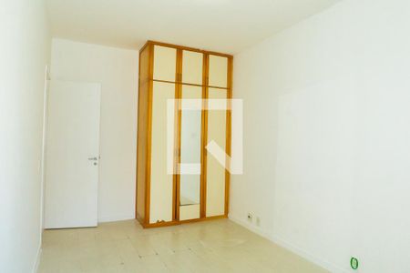 Apartamento à venda com 80m², 2 quartos e 1 vagaQuarto 2