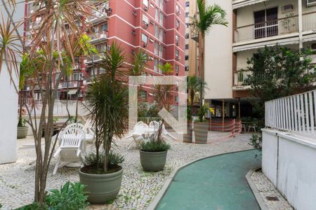 Apartamento à venda com 80m², 2 quartos e 1 vagaÁrea comum