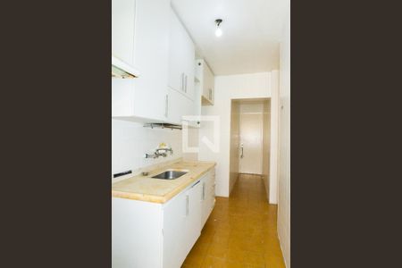 Apartamento à venda com 80m², 2 quartos e 1 vagaCozinha