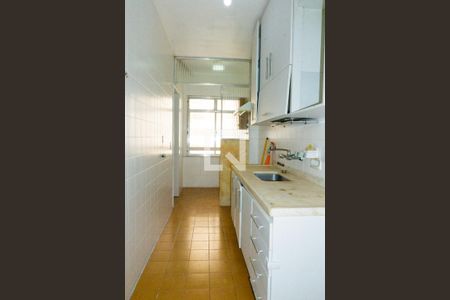 Apartamento à venda com 80m², 2 quartos e 1 vagaCozinha