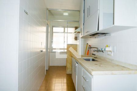 Apartamento à venda com 80m², 2 quartos e 1 vagaCozinha