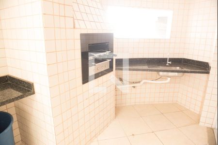 Apartamento para alugar com 78m², 2 quartos e sem vagaÁrea comum - Churrasqueira
