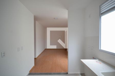 Apartamento para alugar com 43m², 2 quartos e sem vaga Apartamento para alugar com 43m², 2 quartos e sem vagaCozinha e Área de Serviço
