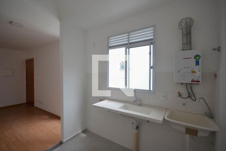 Apartamento para alugar com 43m², 2 quartos e sem vaga Apartamento para alugar com 43m², 2 quartos e sem vagaCozinha e Área de Serviço