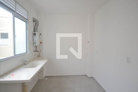 Apartamento para alugar com 43m², 2 quartos e sem vaga Apartamento para alugar com 43m², 2 quartos e sem vagaCozinha e Área de Serviço