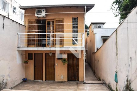 Casa para alugar com 230m², 3 quartos e 4 vagasQuintal