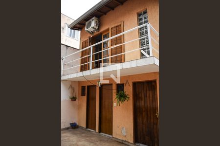 Casa para alugar com 230m², 3 quartos e 4 vagasQuintal