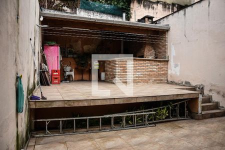 Casa para alugar com 230m², 3 quartos e 4 vagasQuintal