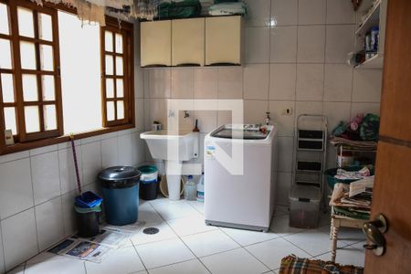 Casa para alugar com 230m², 3 quartos e 4 vagasLavanderia