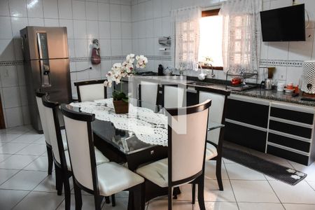 Casa para alugar com 230m², 3 quartos e 4 vagasCozinha