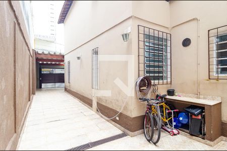 Casa à venda com 185m², 3 quartos e 5 vagasQuintal