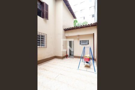 Casa à venda com 185m², 3 quartos e 5 vagasQuintal