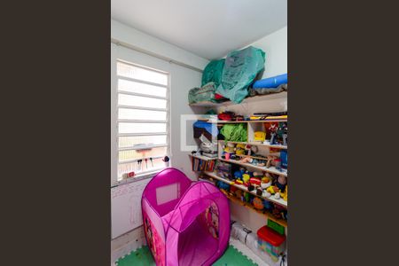 Casa à venda com 185m², 3 quartos e 5 vagasQuarto de Serviço