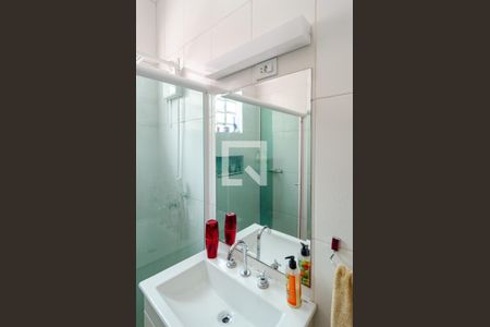 Casa à venda com 185m², 3 quartos e 5 vagasBanheiro Social