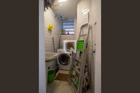 Apartamento à venda com 124m², 2 quartos e sem vagaÁrea de Serviço