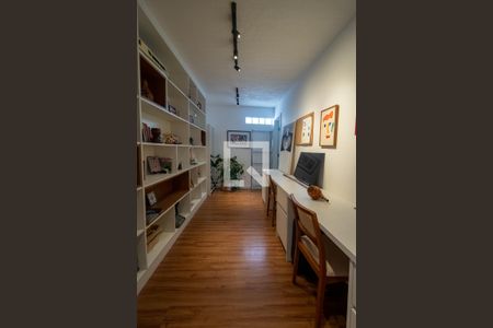 Apartamento à venda com 124m², 2 quartos e sem vagaEscritorio 