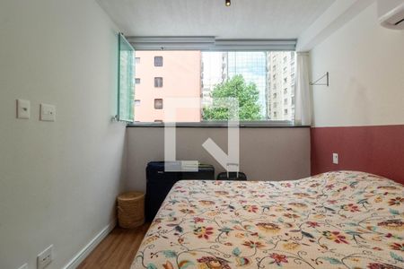 Quarto 1 de apartamento à venda com 2 quartos, 124m² em Cerqueira César, São Paulo