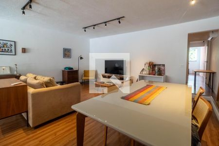 Apartamento à venda com 124m², 2 quartos e sem vagaSala