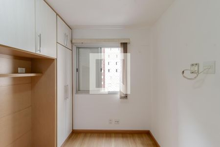 Quarto 1 de apartamento para alugar com 2 quartos, 54m² em Vila Vermelha, São Paulo