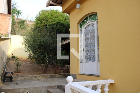 Casa à venda com 360m², 4 quartos e 4 vagasArea Externa 2 Pavimento 