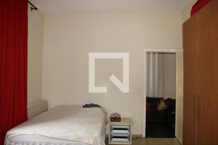 Casa à venda com 360m², 4 quartos e 4 vagasQuarto 1 Segundo Pavimento 