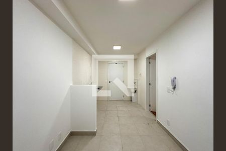 Sala/Cozinha de apartamento para alugar com 1 quarto, 28m² em Jardim Caravelas, São Paulo