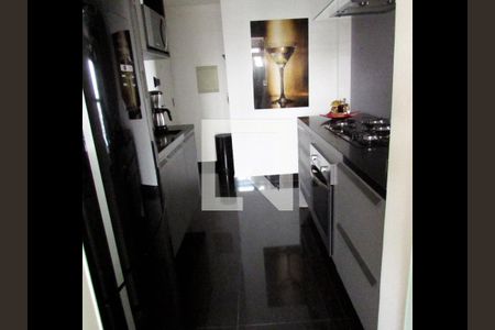 Cozinha de apartamento para alugar com 2 quartos, 99m² em Vila Progredior, São Paulo