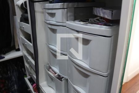 Apartamento à venda com 140m², 2 quartos e 2 vagasCloset