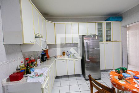 Casa à venda com 300m², 2 quartos e 4 vagasCozinha