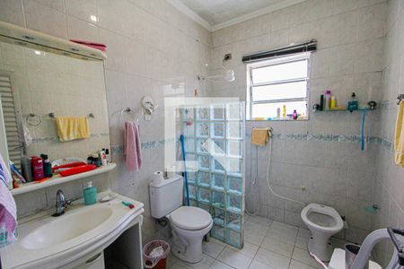 Casa à venda com 300m², 2 quartos e 4 vagasBanheiro