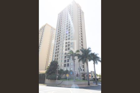 Studio para alugar com 42m², 1 quarto e 1 vaga Studio para alugar com 42m², 1 quarto e 1 vagaFachada