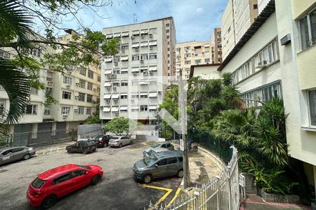 Apartamento à venda com 220m², 4 quartos e 2 vagasSala 01 - Vista