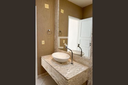 Apartamento à venda com 220m², 4 quartos e 2 vagasLavabo