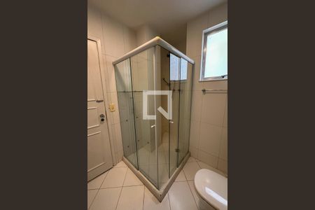 Apartamento à venda com 220m², 4 quartos e 2 vagasBanheiro Suíte 01