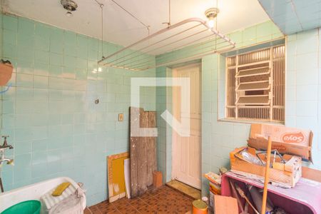 Casa à venda com 98m², 2 quartos e 1 vagaÁrea de Serviço